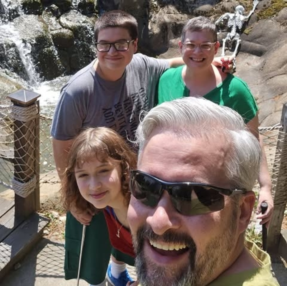 Meet your Posher, Joline